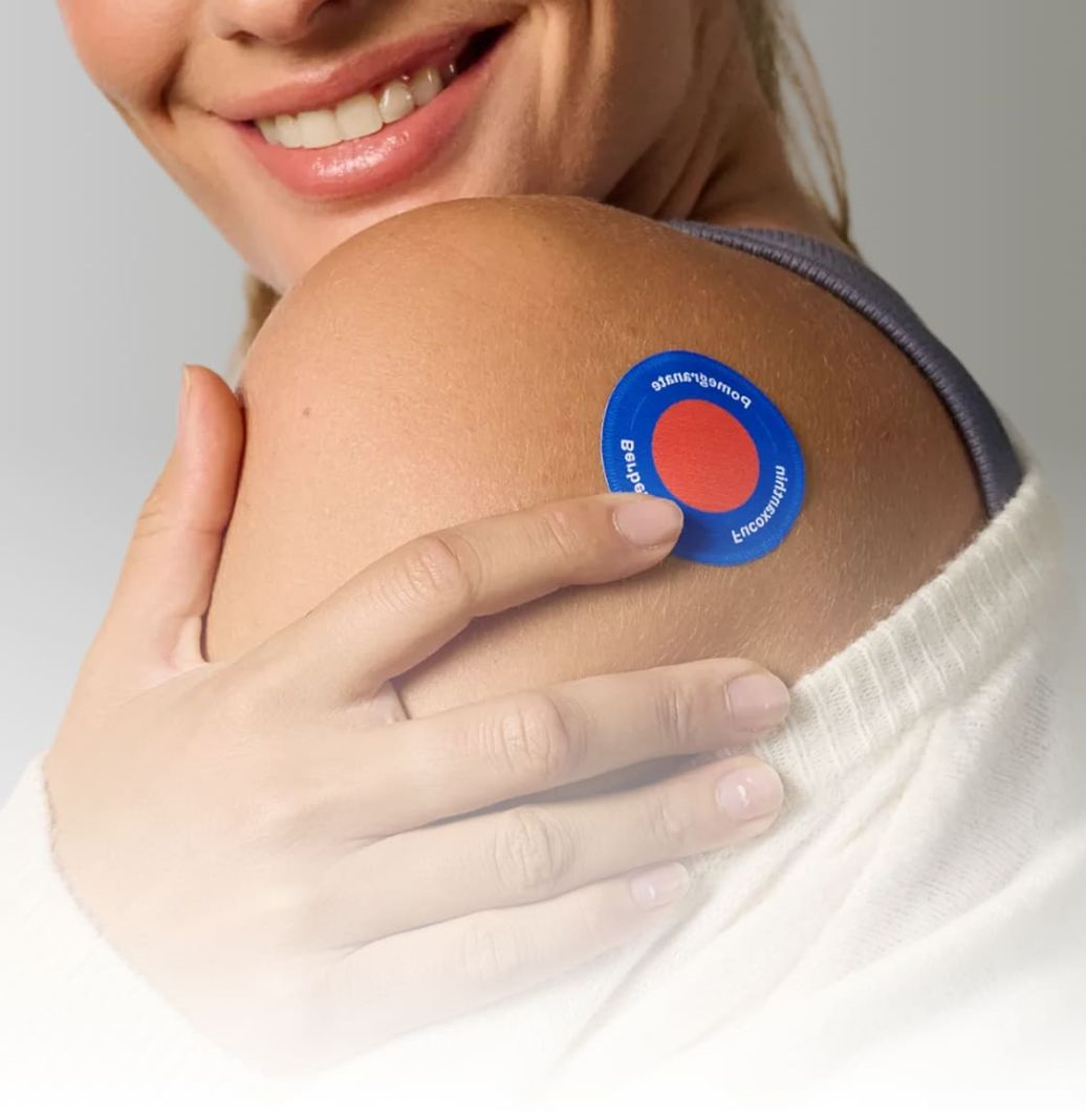 Purisaki Berberin-Pflaster - Frau mit Pflaster